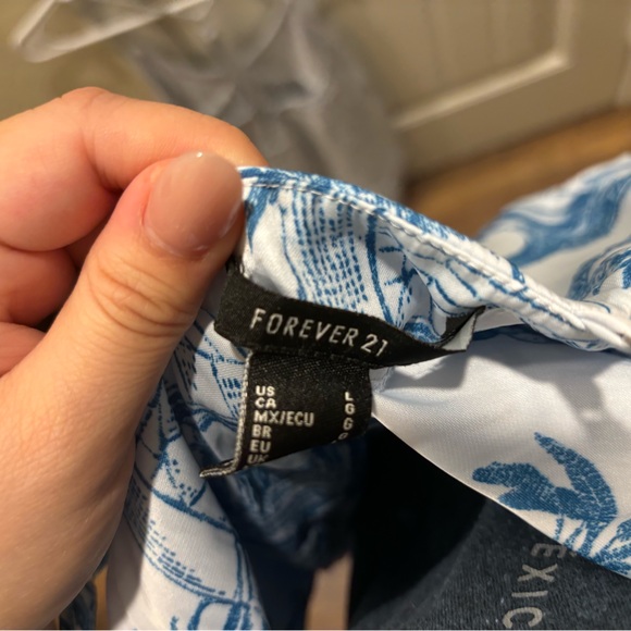 white and blue dress - Picture 3 of 3